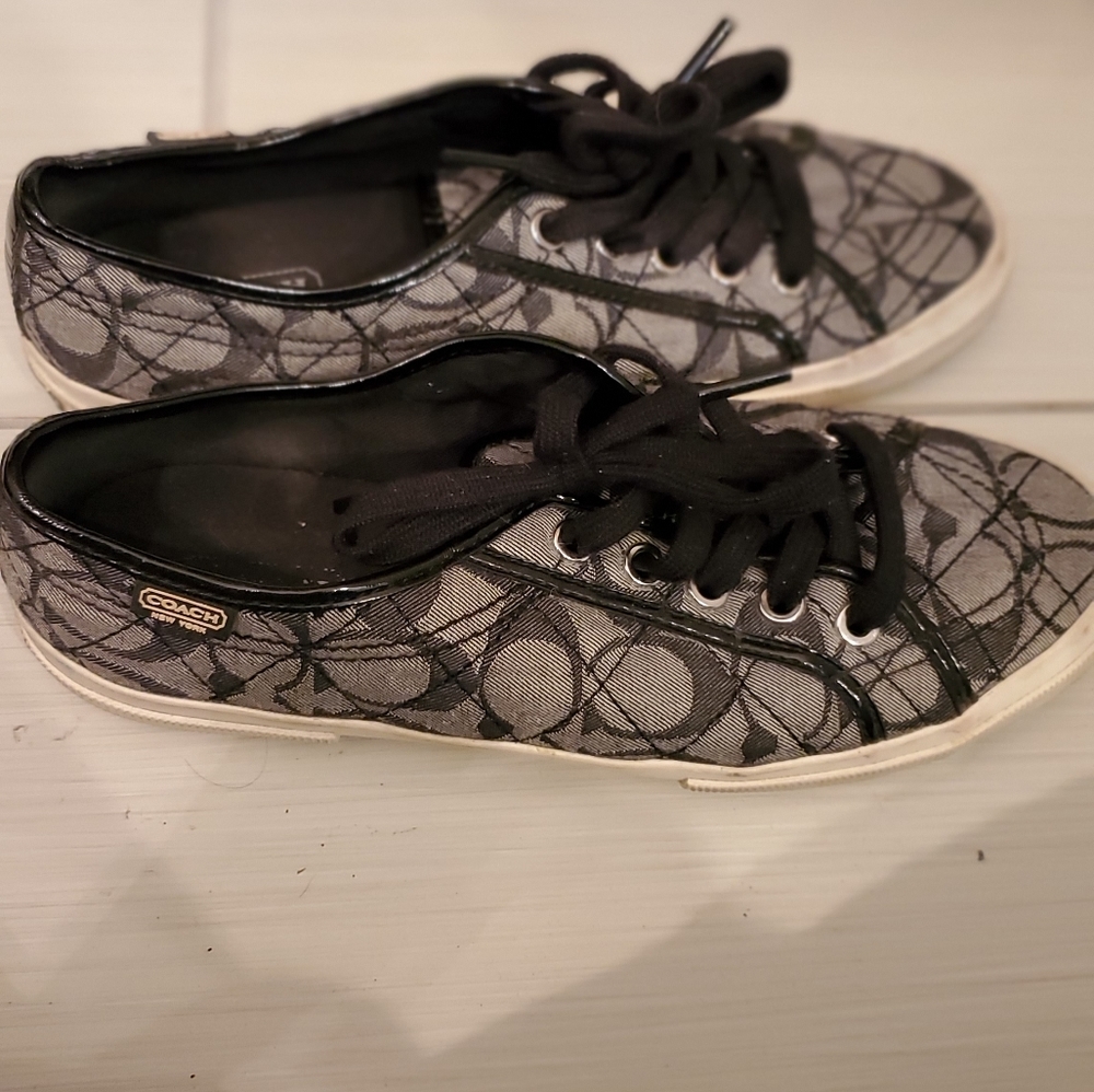 Coach size 7 sneakers